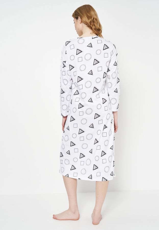 Ночная рубашка для женщин белая с геометрическим рисунком 220603 фото