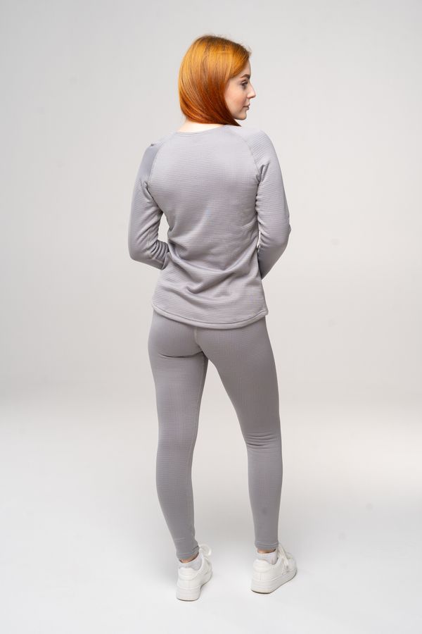 Комплект термобілизни жіночої сірого кольору 210417 фото