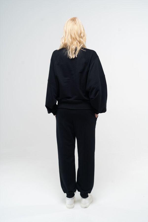 Костюм женский свитшот и штаны-джоггеры черный 111012_black фото