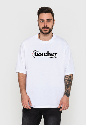 Футболка чоловіча оверсайз біла з принтом "Teacher mode" S 211143PW_Teacher mode фото