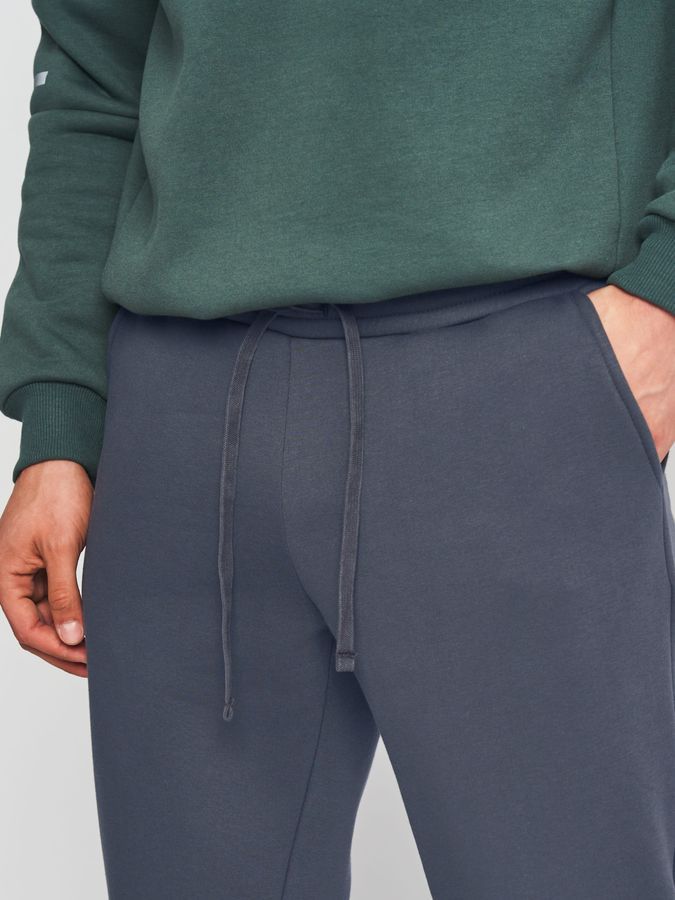 Штаны мужские утепленные прямые в цвете выдержанный серый 220607 фото